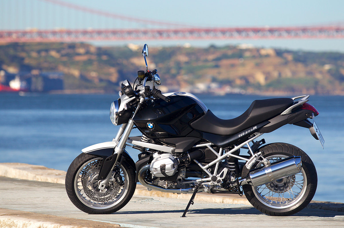 мотоцикл bmw r1200r