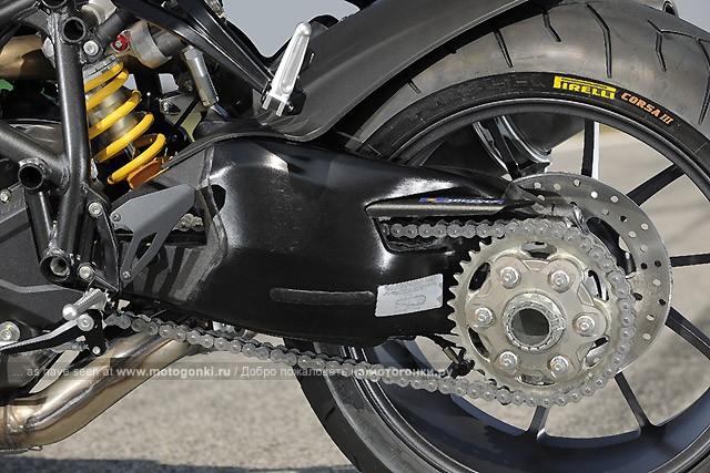 Ducati Streetfighter 1098 S: это не кожух - это маятник!