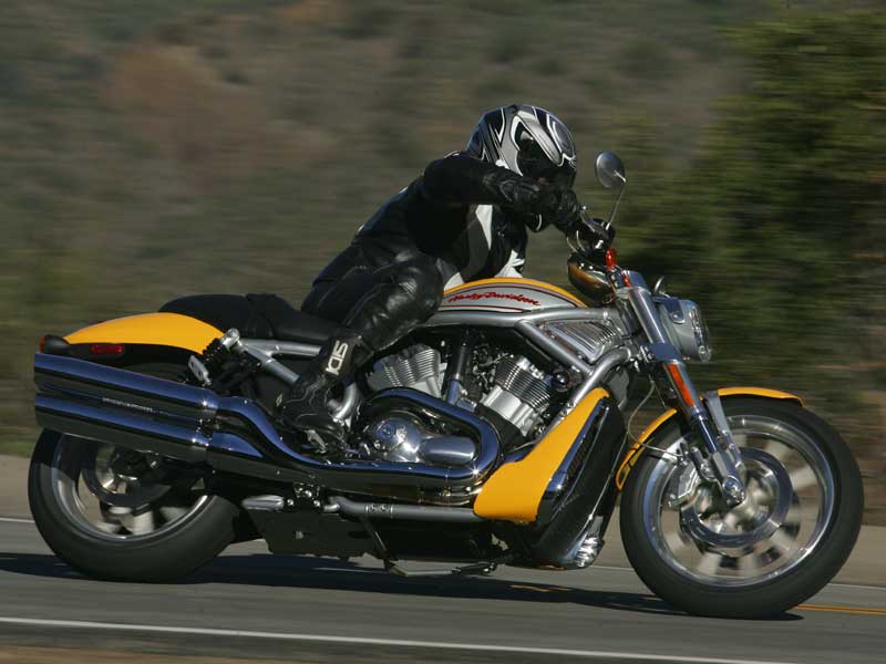 Harley Davidson v Rod 2007