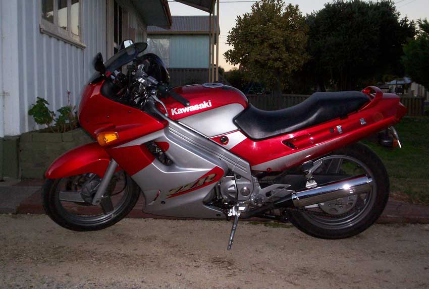 Kawasaki Ninja zzr250