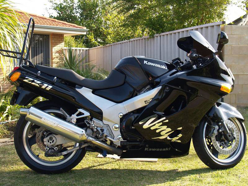 Kawasaki Zzr1100 Zx1100