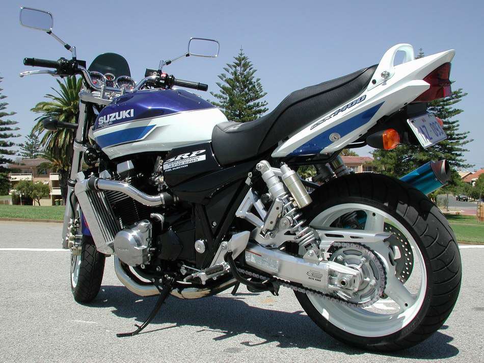 Сузуки gsx 1400 плюсы и минусы