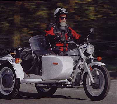 «УРАЛ Тройка», классический мотоцикл с коляской.